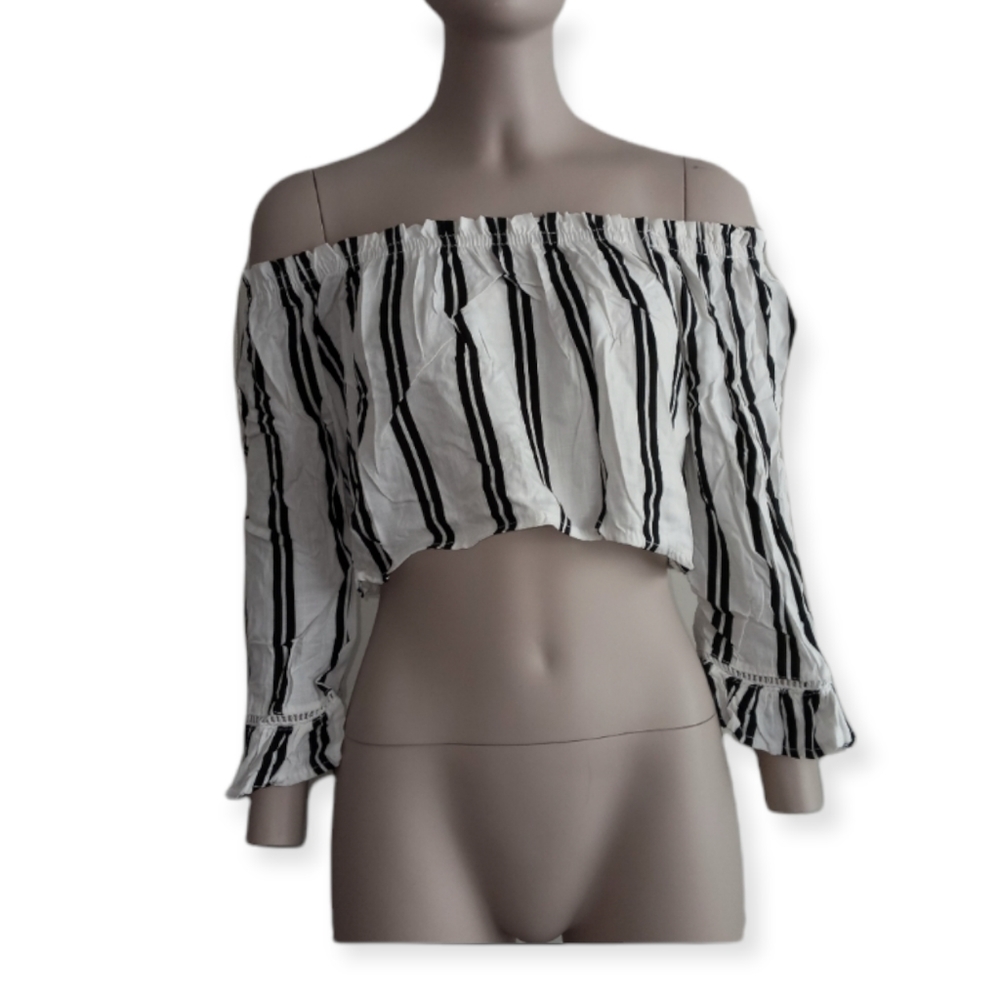 BODY GLOVE long sleeve black and white striped crop top Size small cotton
